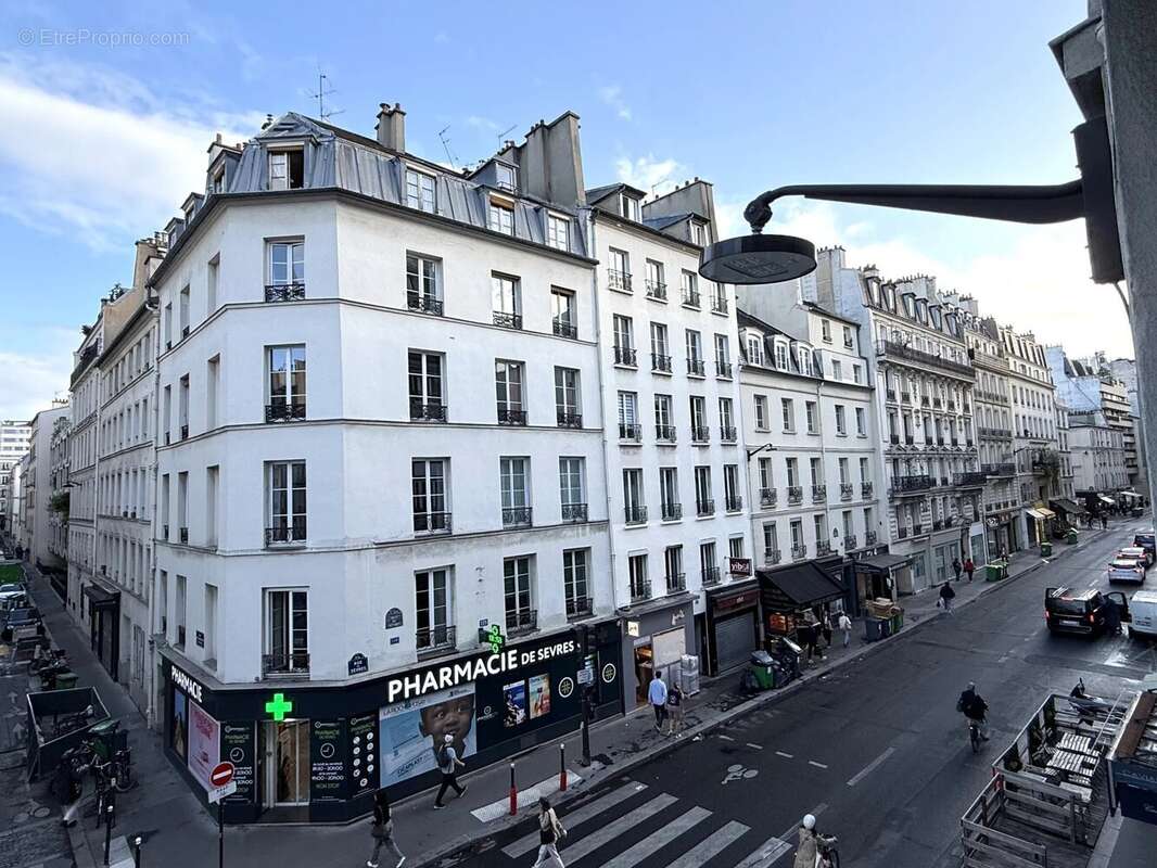 Appartement à PARIS-7E