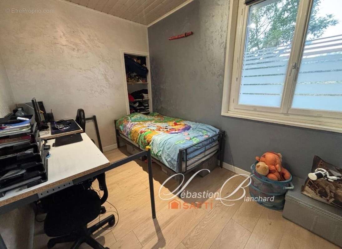 Photo 6 - Maison à INJOUX-GENISSIAT