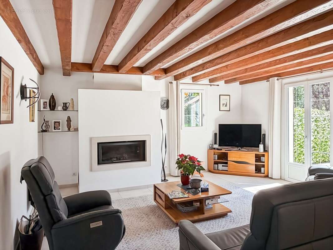 Maison à LOURY