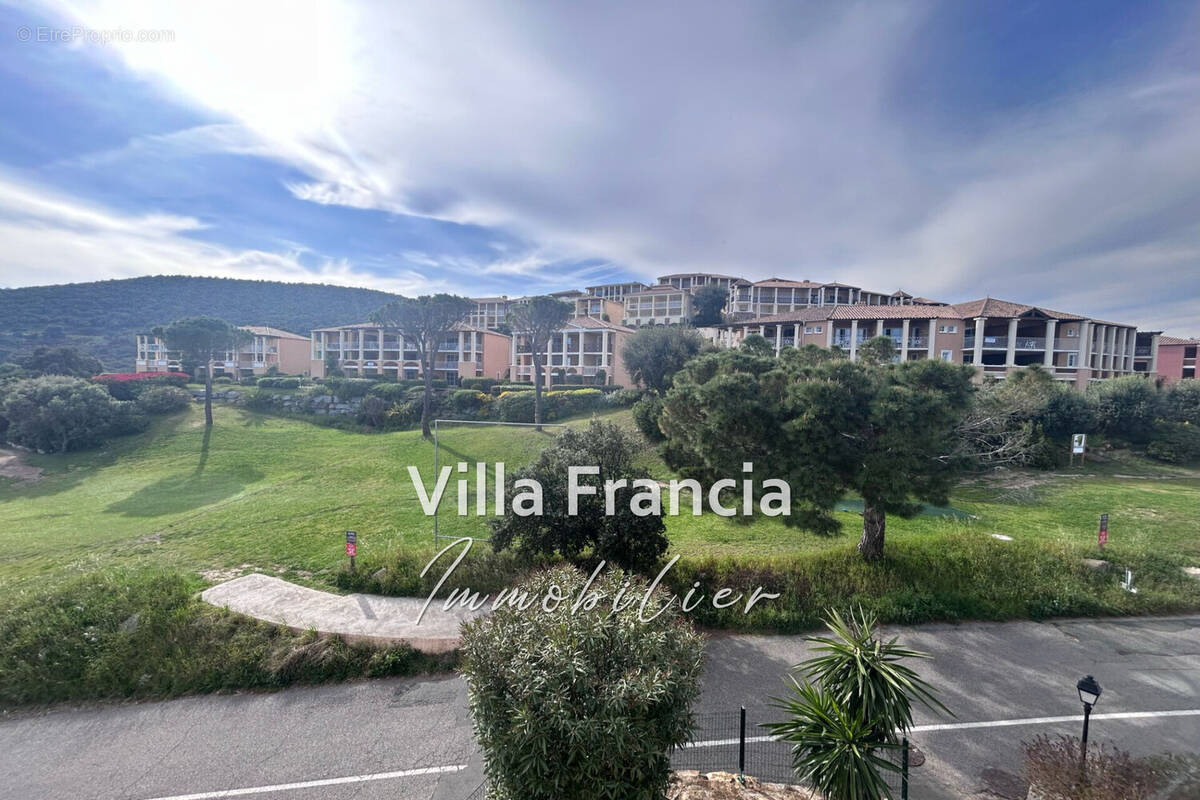 Appartement à SAINT-RAPHAEL
