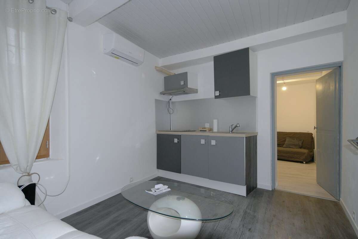 Maison 178 m² à Lezignan-Corbieres  - photo 6