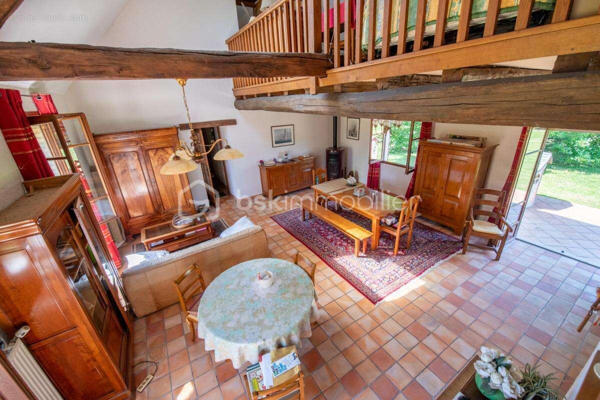 Maison à BRANNAY