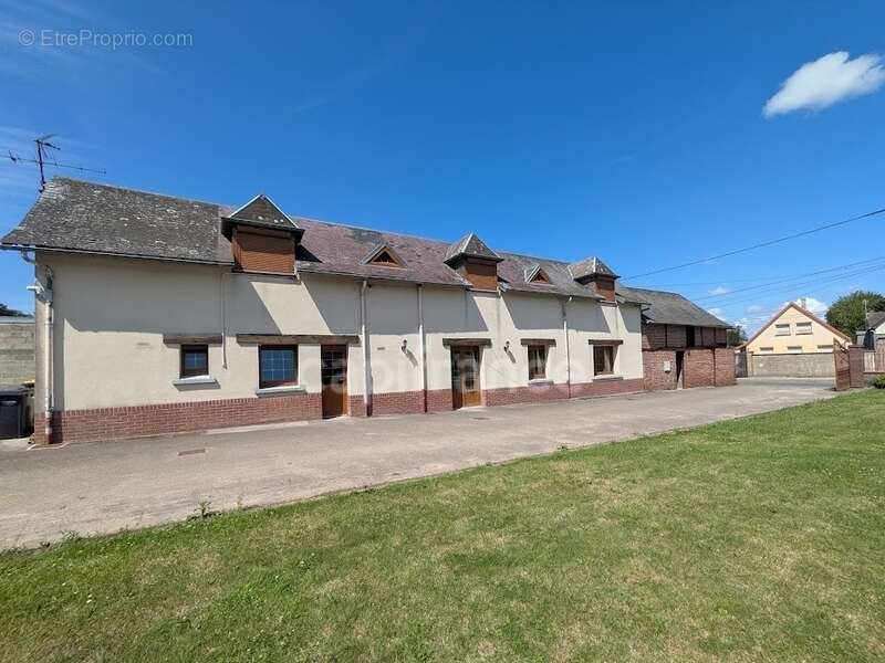 Maison à NEUVILLE-COPPEGUEULE