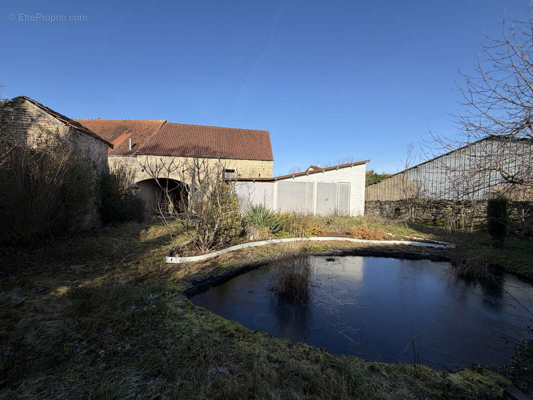 Maison à MONTBARD