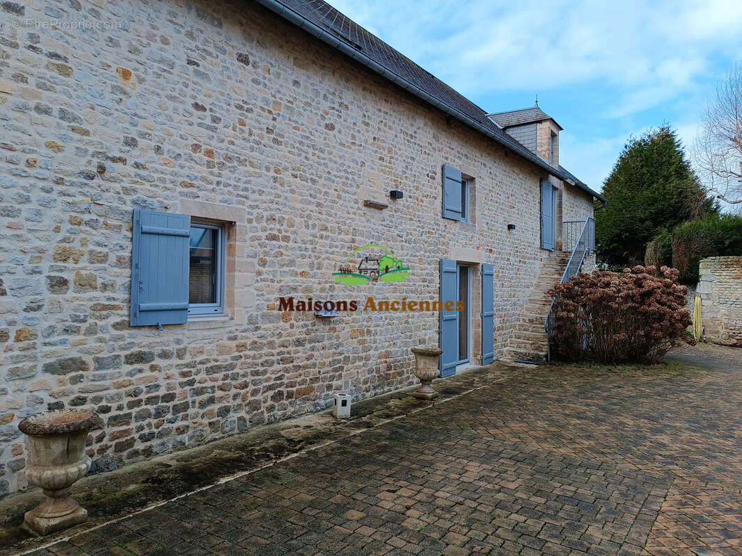 Entre caen et bayeux - maison ancienne 5 pp 192 m2, gîte40 m2, dependance et jardin - photo 39
