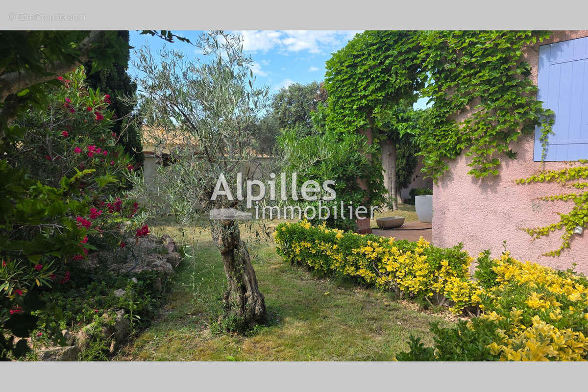Maison à AUREILLE