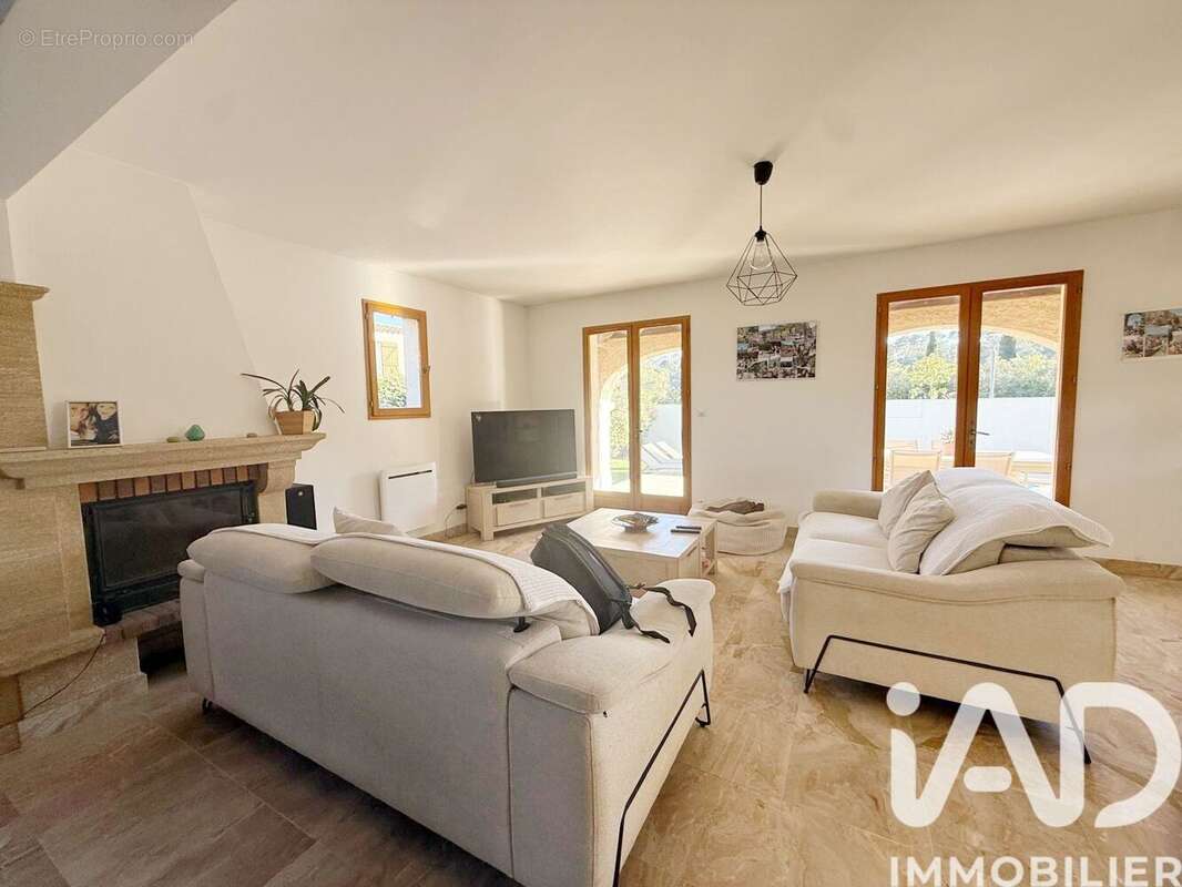 Photo 4 - Maison à CARQUEIRANNE