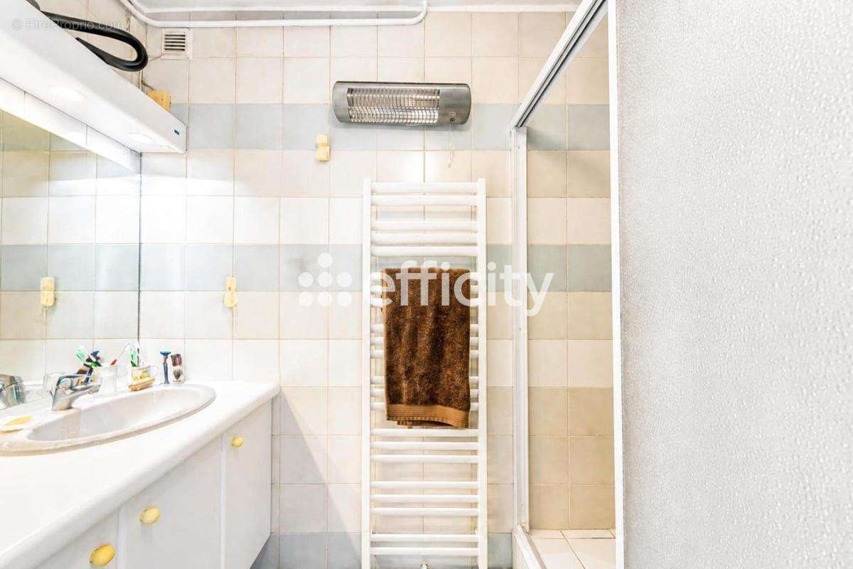 Maison 140 m² à Creteil  - photo 21