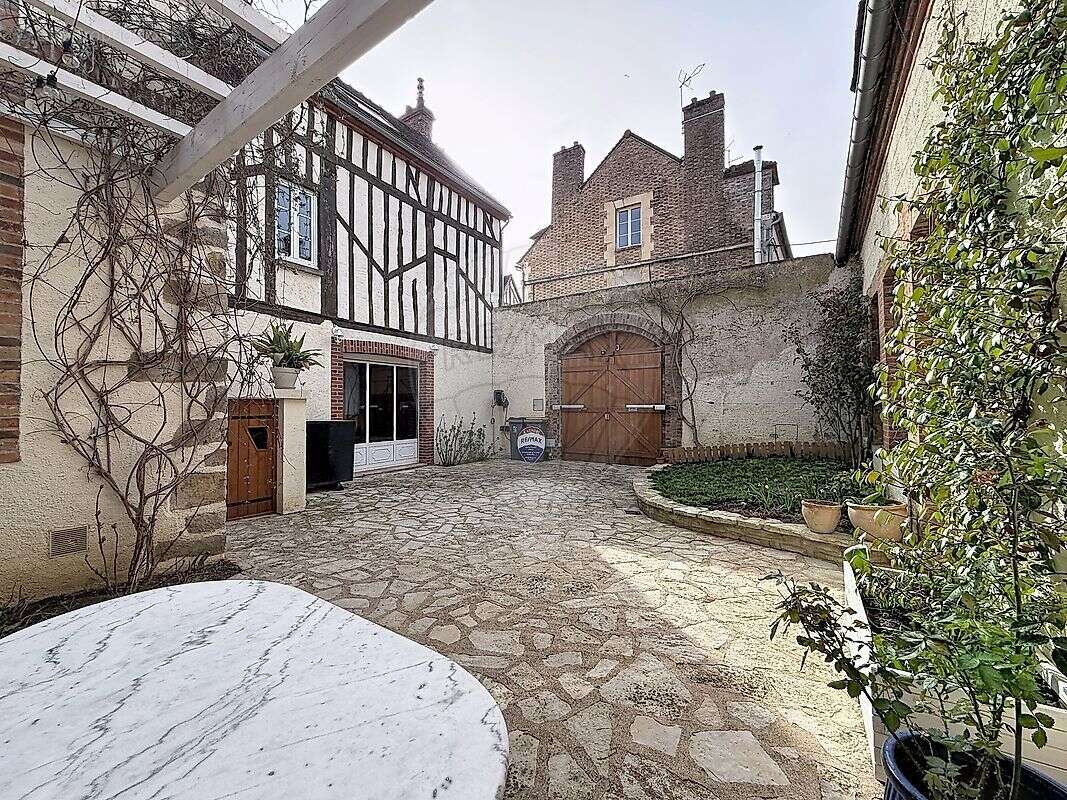 Maison à SENS