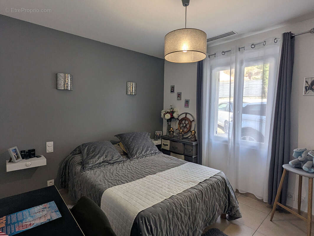 Maison à VILLECROZE