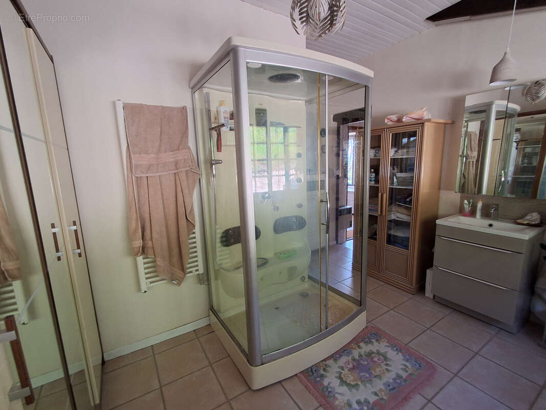 Maison à CASTELSAGRAT