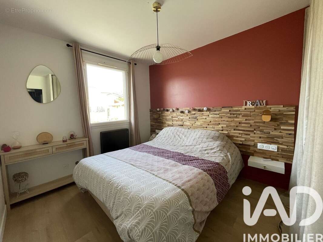 Photo 6 - Maison à SAINT-JULIEN-EN-SAINT-ALBAN