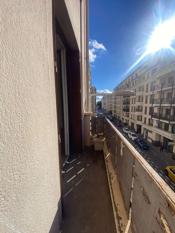 Appartement à LYON-6E