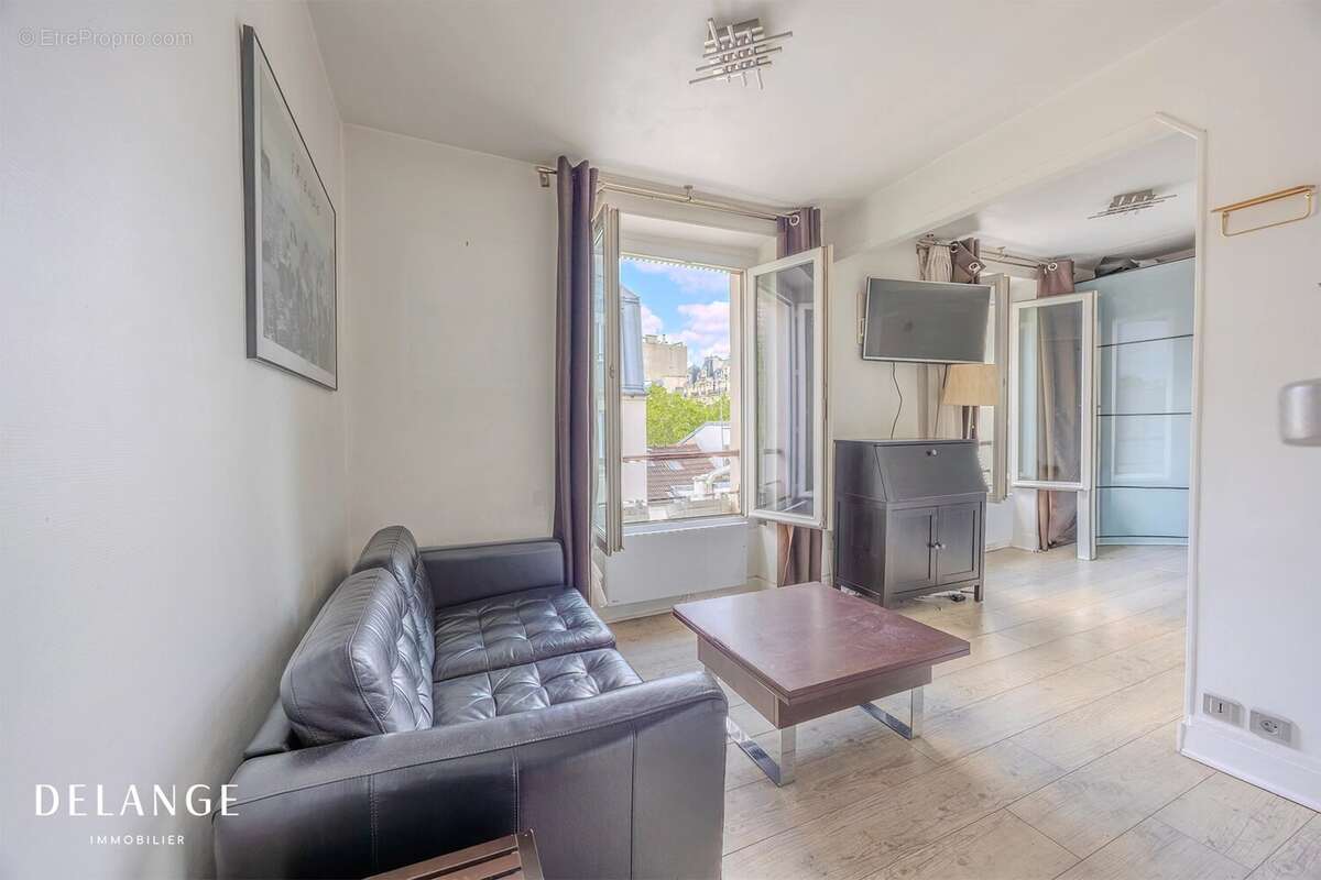 Appartement à PARIS-12E