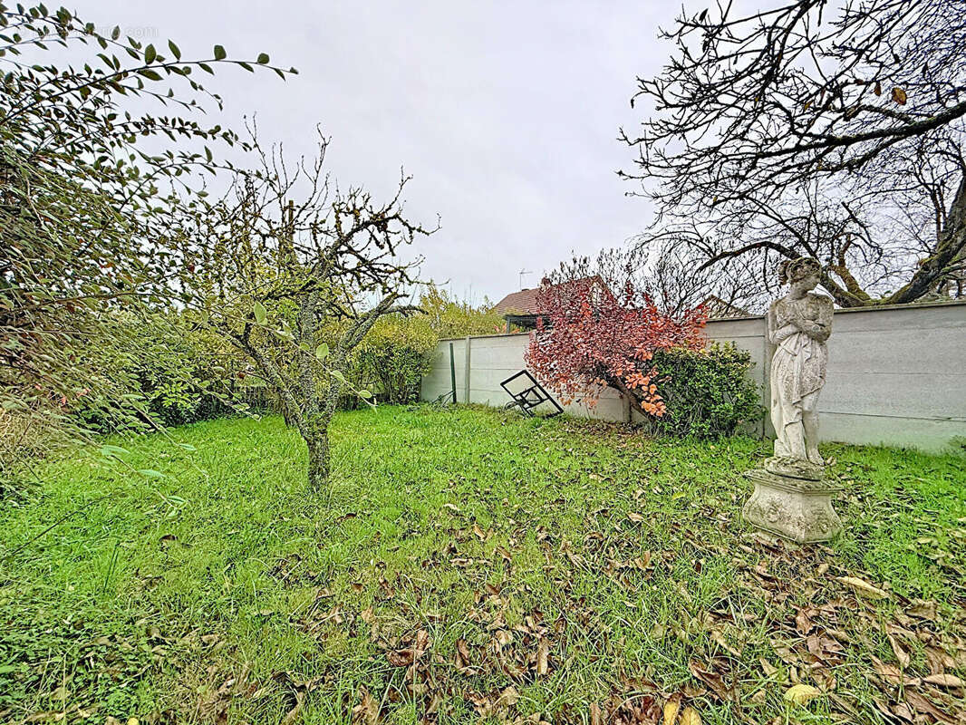Maison à SAINT-GEORGES-SUR-EURE