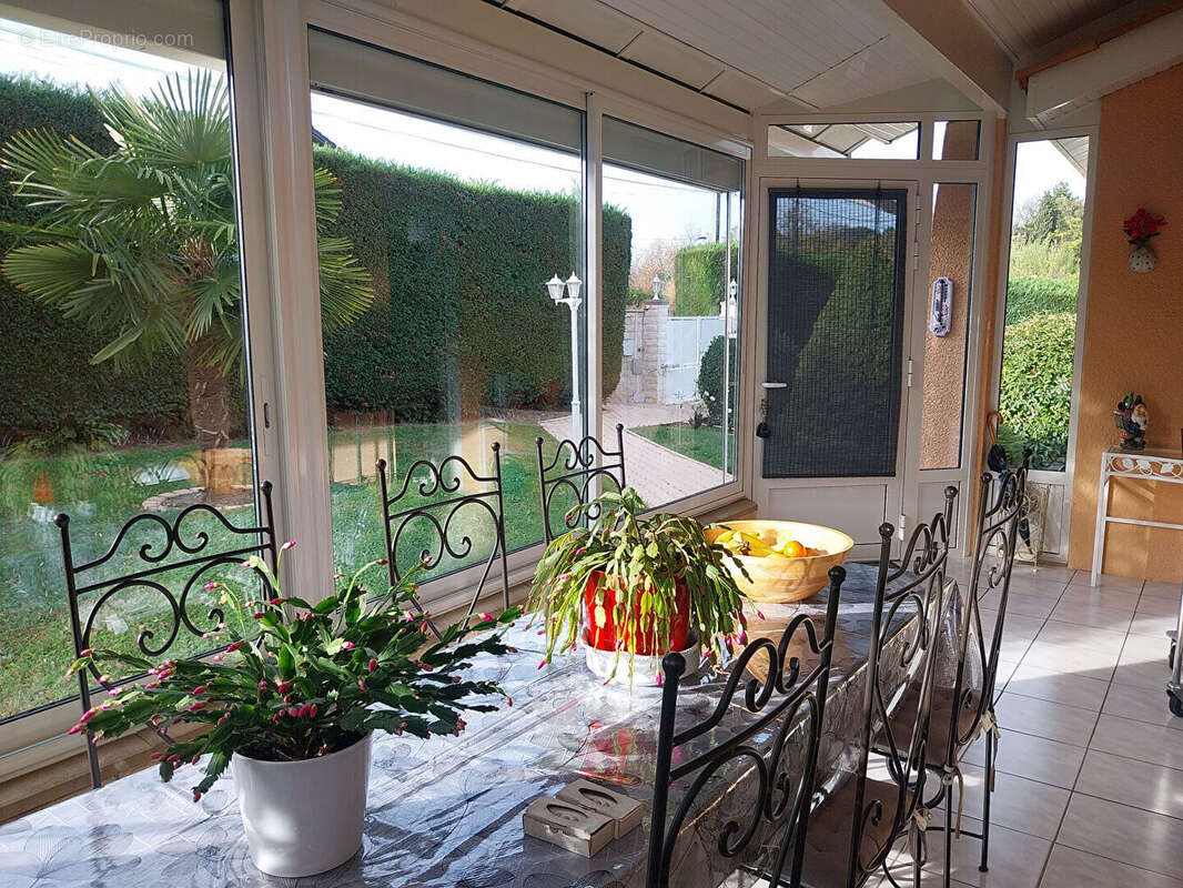 Maison à SAINT-CLAIR-DU-RHONE