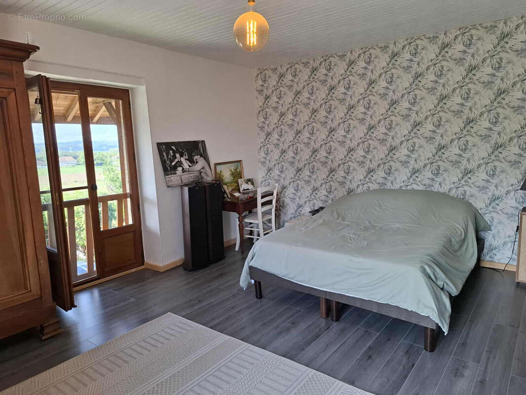 Maison à LES AVENIERES