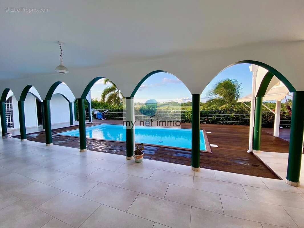 Maison à SAINTE-ANNE