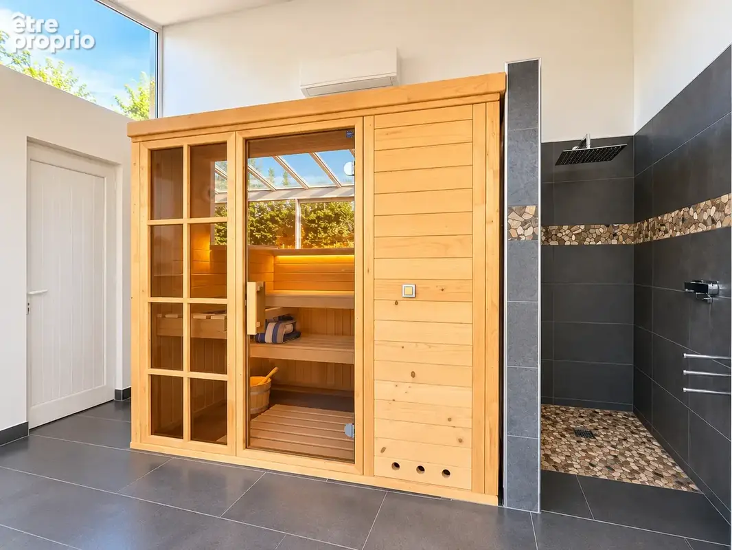 Portes-lès-valence   plain-pied 156 m2   spa, sauna et accès direct à la forêt - photo 6
