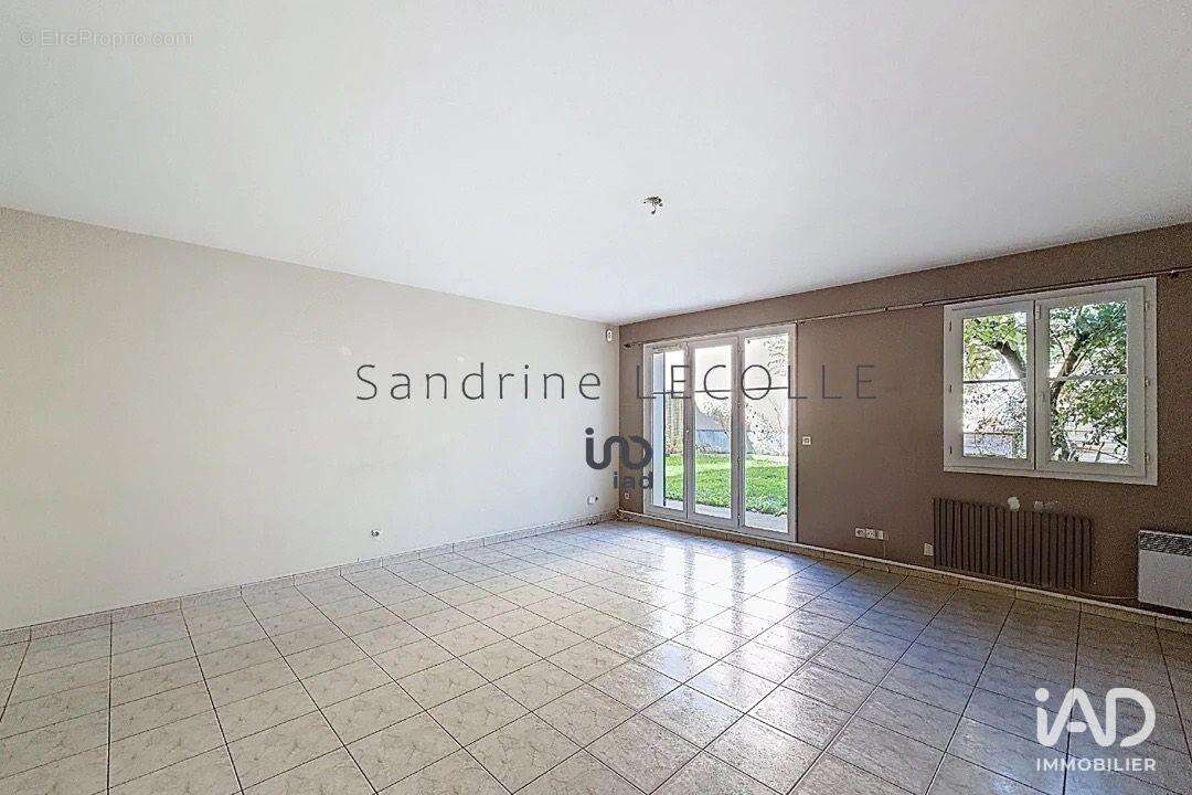 Photo 7 - Maison à BAILLY-ROMAINVILLIERS