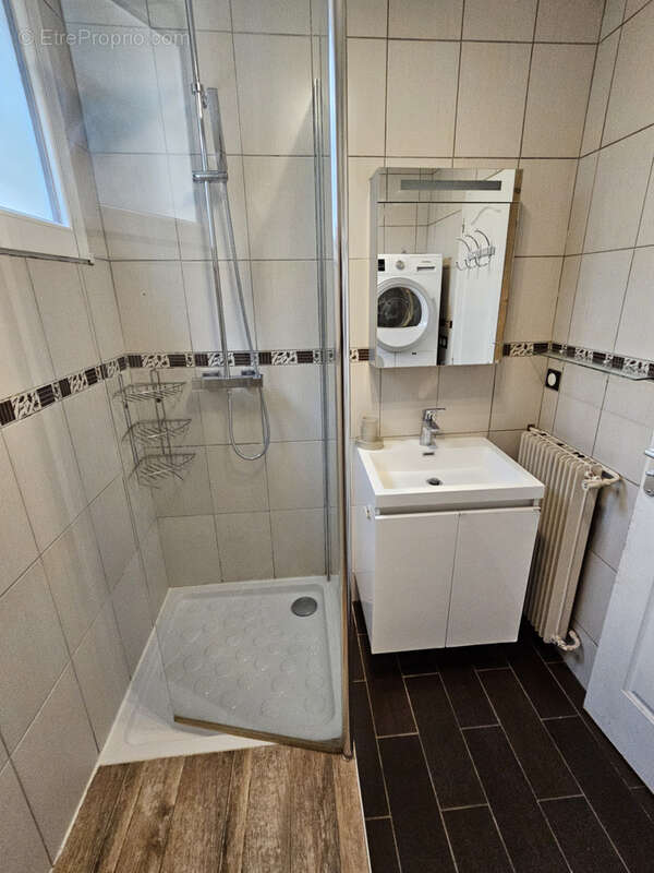 Appartement à COUBRON