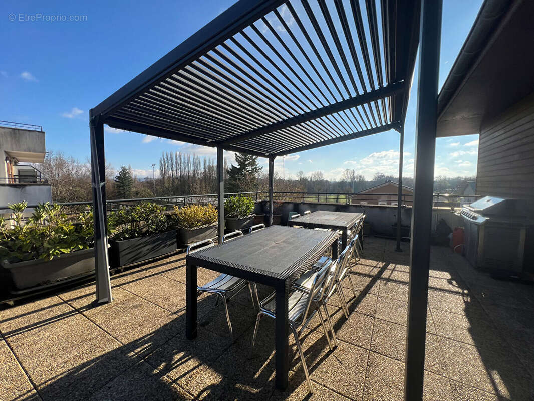 Appartement à PONT-DE-CHERUY