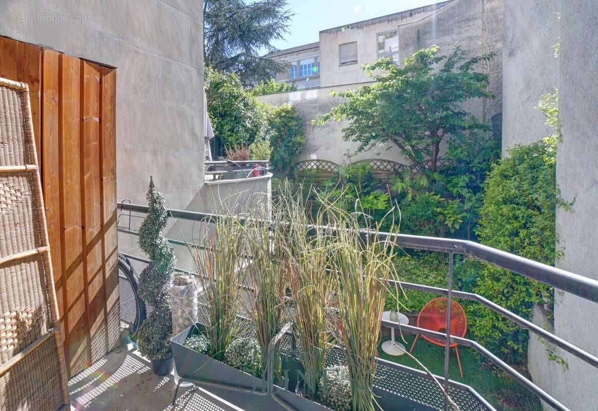 Appartement à LEVALLOIS-PERRET