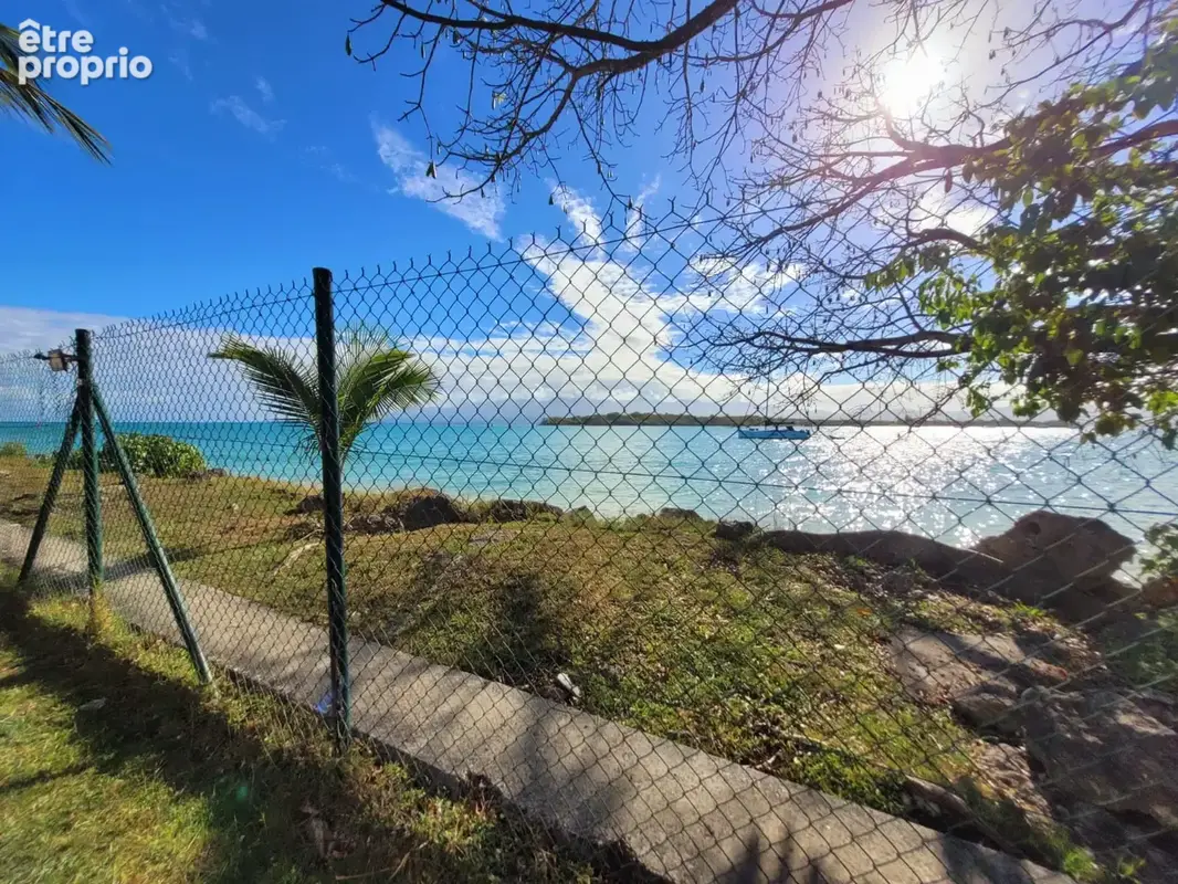 Bas-du-Fort : Vue mer, grande terrasse et calme recherché - photo 16