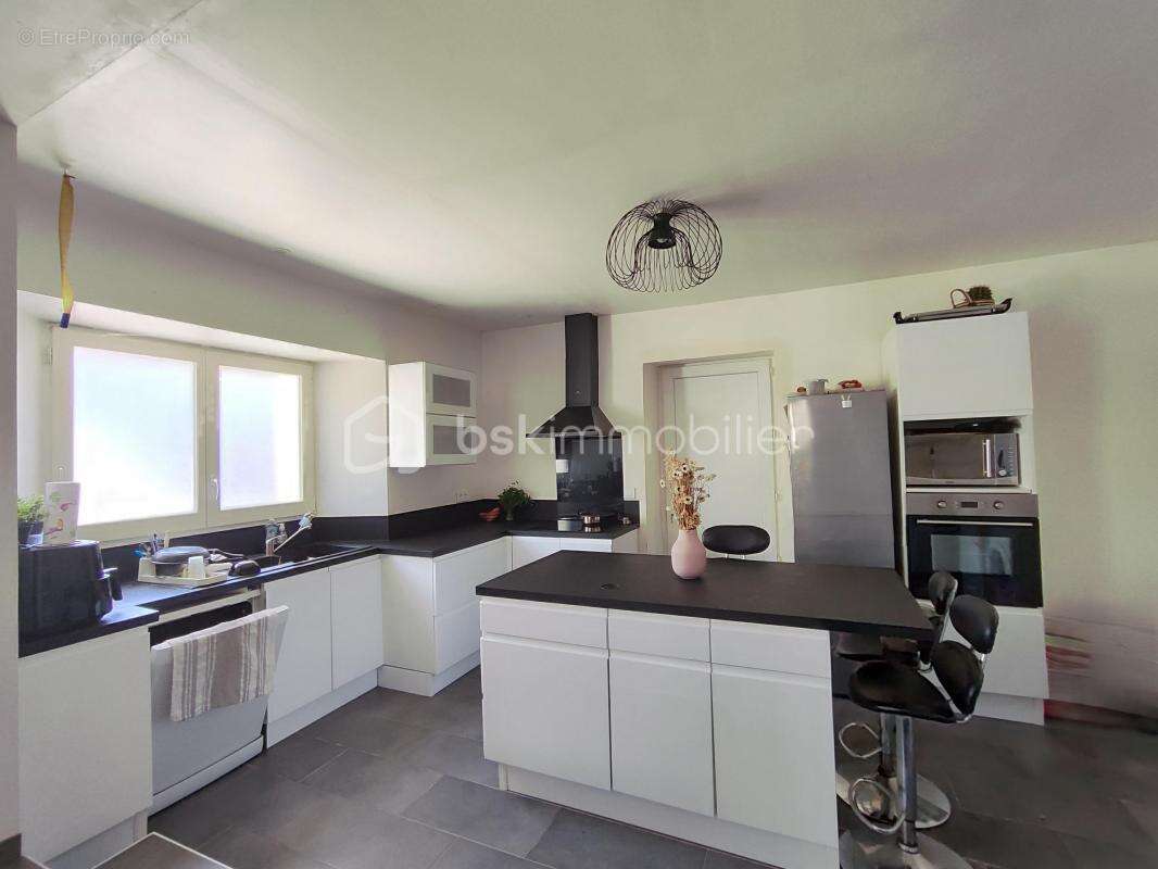 Maison à BEAUMONT-DE-LOMAGNE