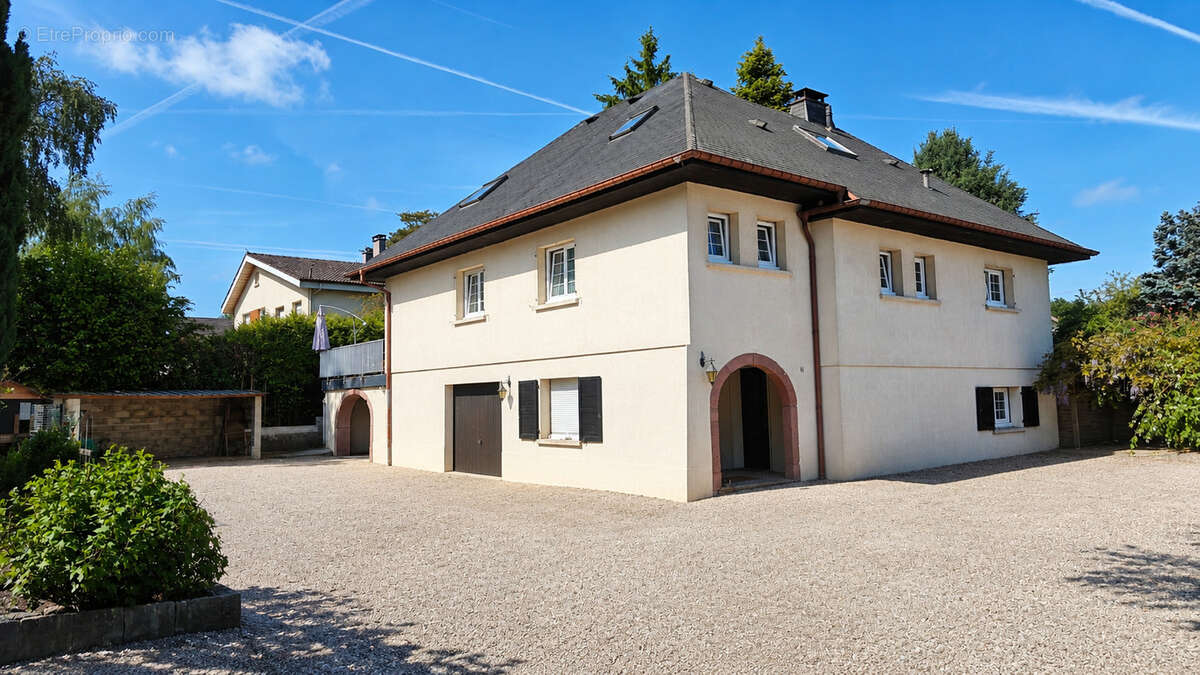 Maison à LES FORGES