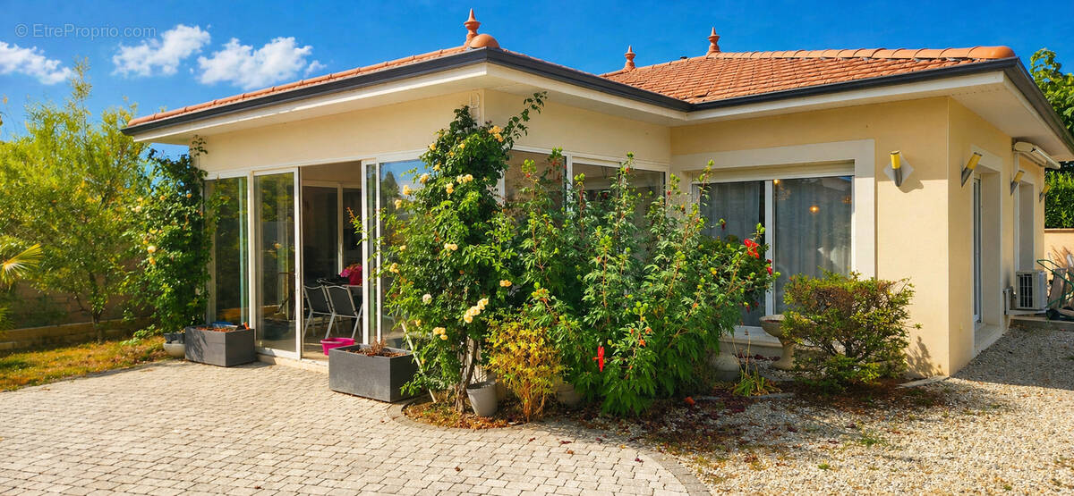 Maison à BEAUREPAIRE