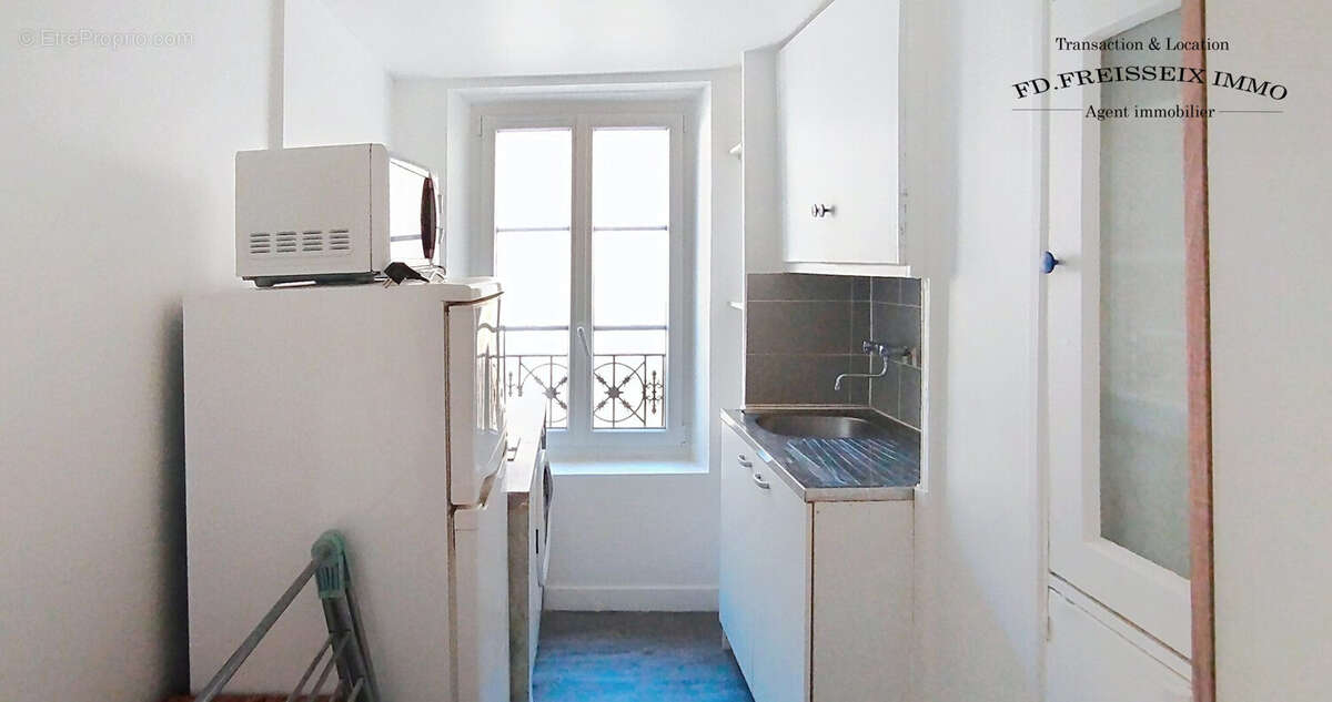 Appartement à PARIS-6E