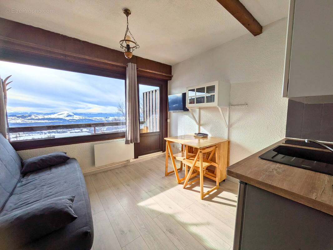 Appartement à SAINT-MICHEL-DE-CHAILLOL