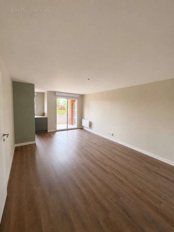 T2 46 m² entièrement rénové  Résidence avec piscine  Fonsorbes - photo 3