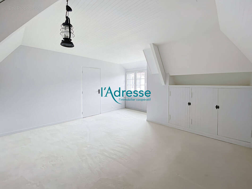 Maison à SERAINCOURT