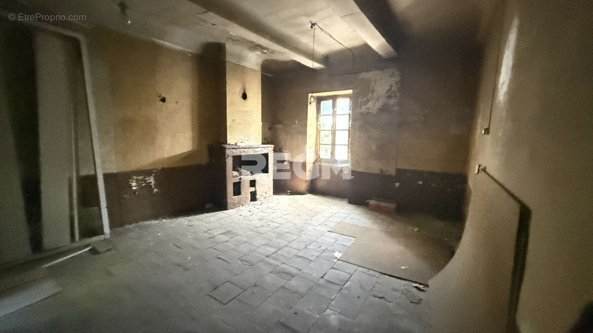 Maison 105 M2 avec mazets sur parcelle de 6000 M2 - photo 52