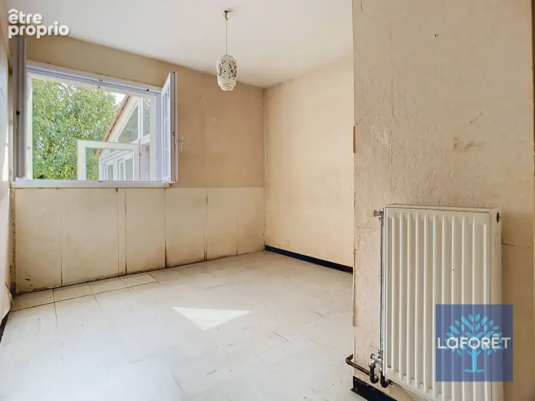 Maison familiale avec véranda Chantonnay 6 pièce(s) 103 m2 - photo 7