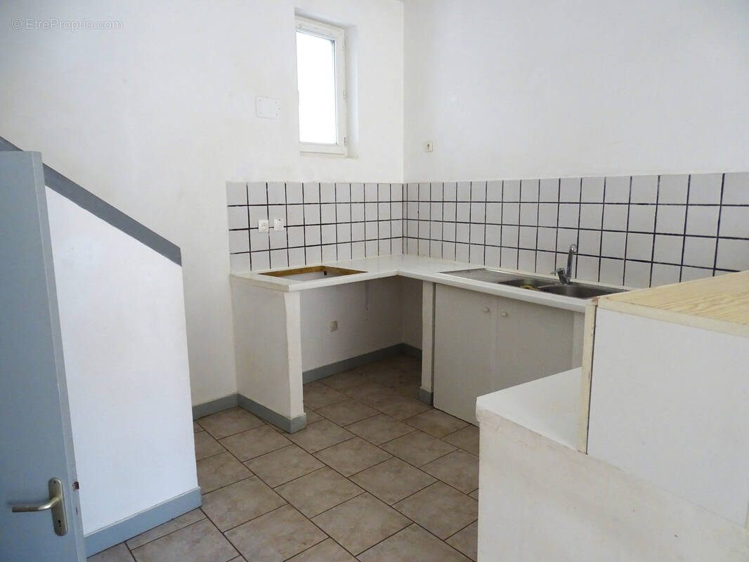 Appartement à ROQUEVAIRE