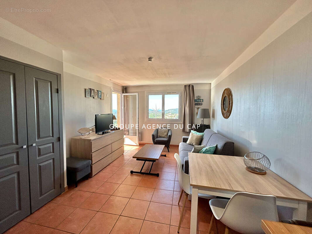 Appartement à LES ISSAMBRES