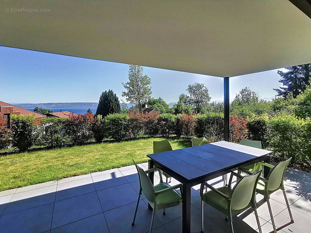 Appartement à NEUVECELLE