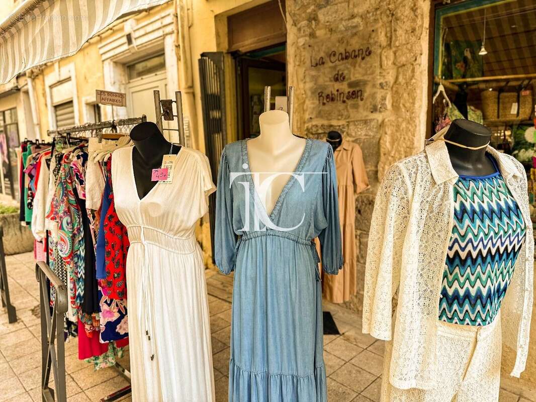 Commerce à SAINT-AMBROIX