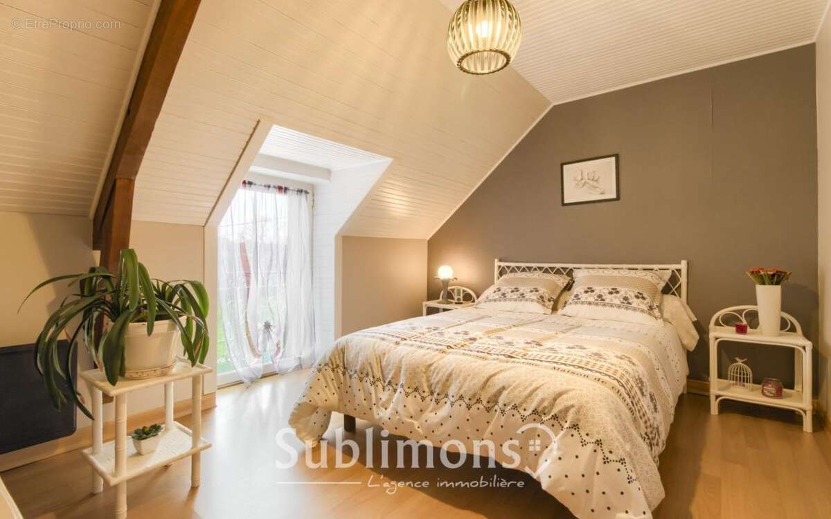 Maison à LA GACILLY