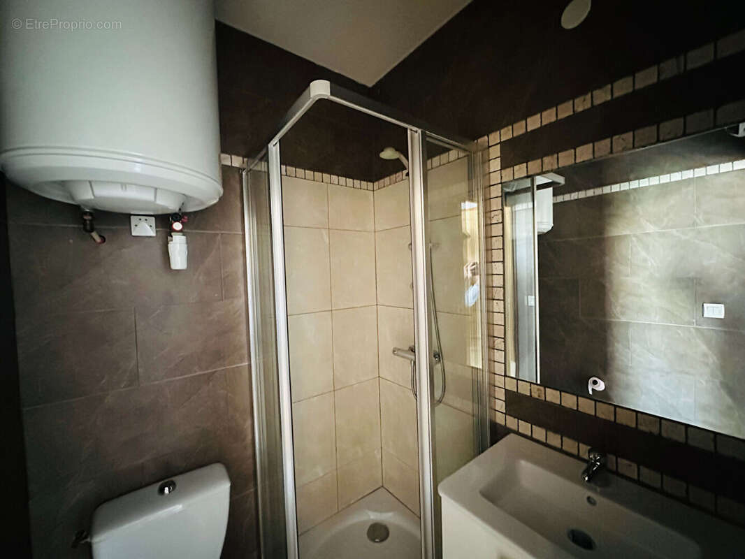 EXCLUSIVITE - Immeuble Béziers - 8 pièces - 153 m² - photo 7