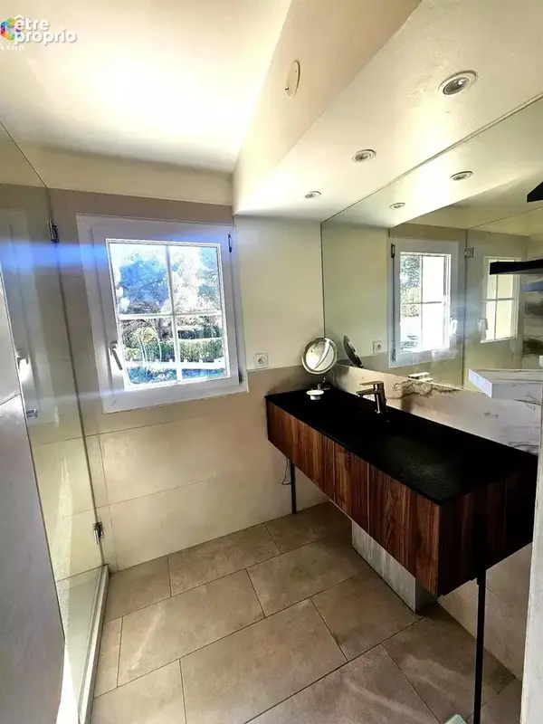 Maison 5 pièces 110 m² à vendre à La Seyne-Sur-Mer (83530) - photo 9