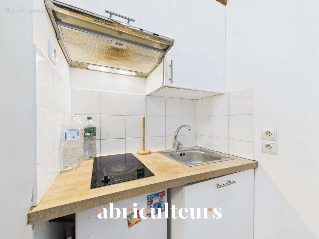 Appartement à PARIS-3E