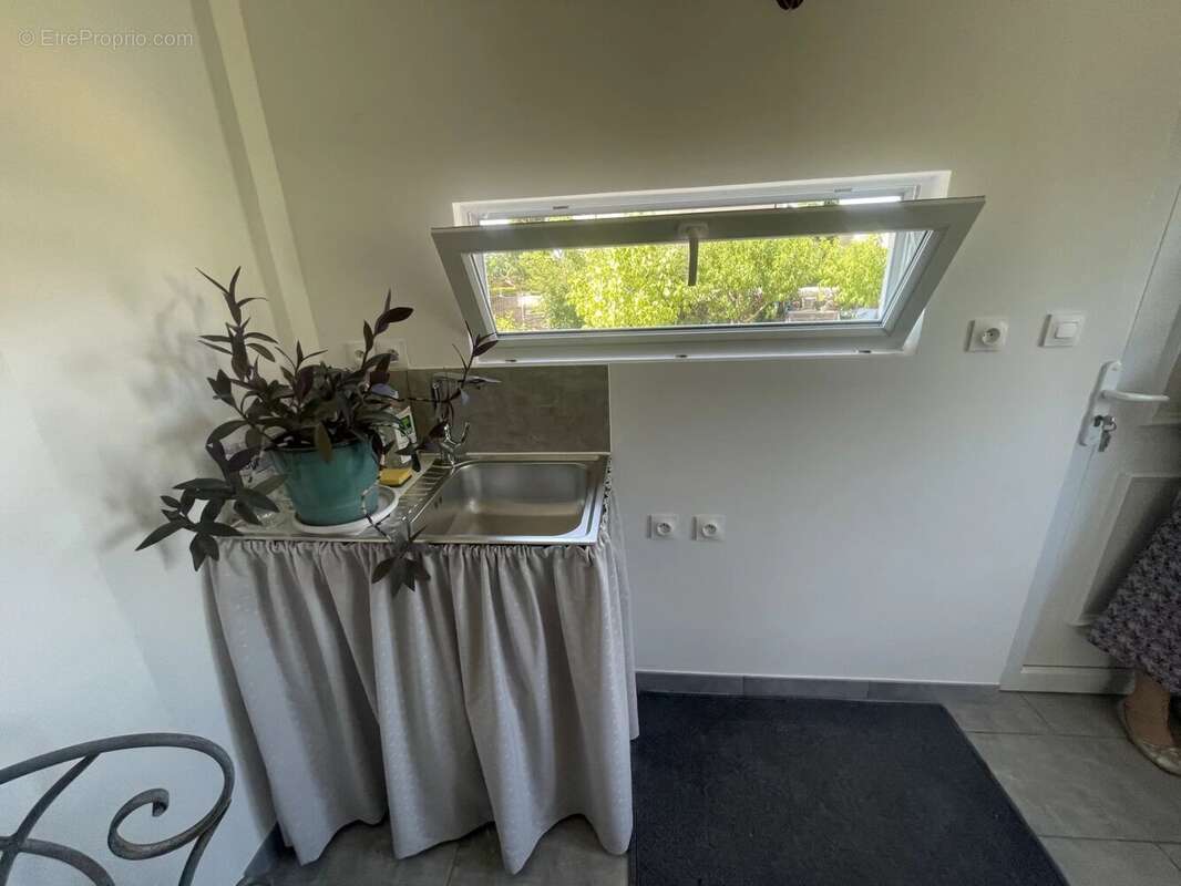 MAISONNETTE neuve au calme, sur un terrain arboré et clôtur - photo 3