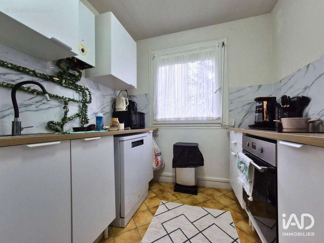 Photo 5 - Appartement à RIS-ORANGIS