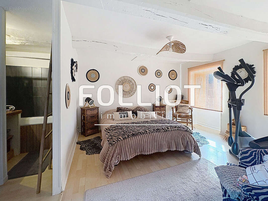 Maison à SAINT-SAUVEUR-LA-POMMERAYE