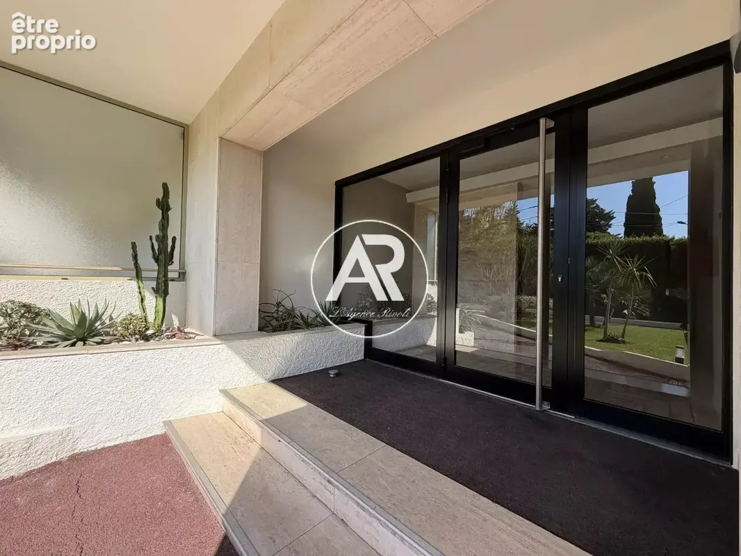 CANNES // Appartement de type 3 pièces - 85,5 m2 - photo 12