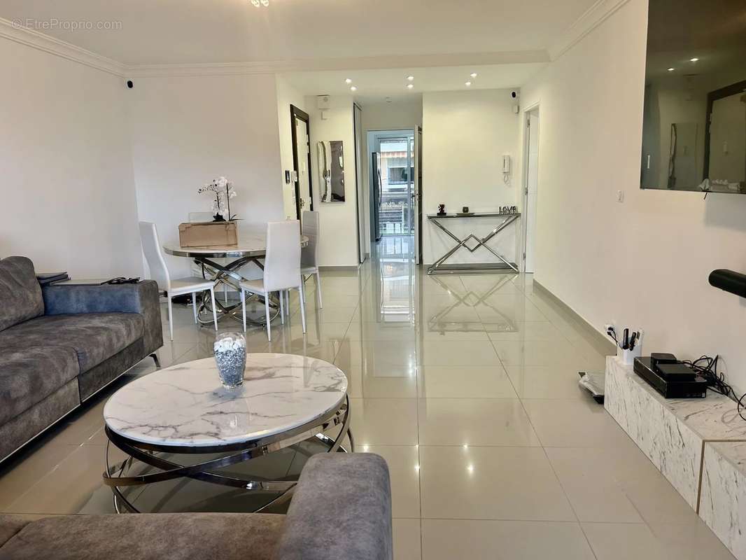 Appartement à NICE